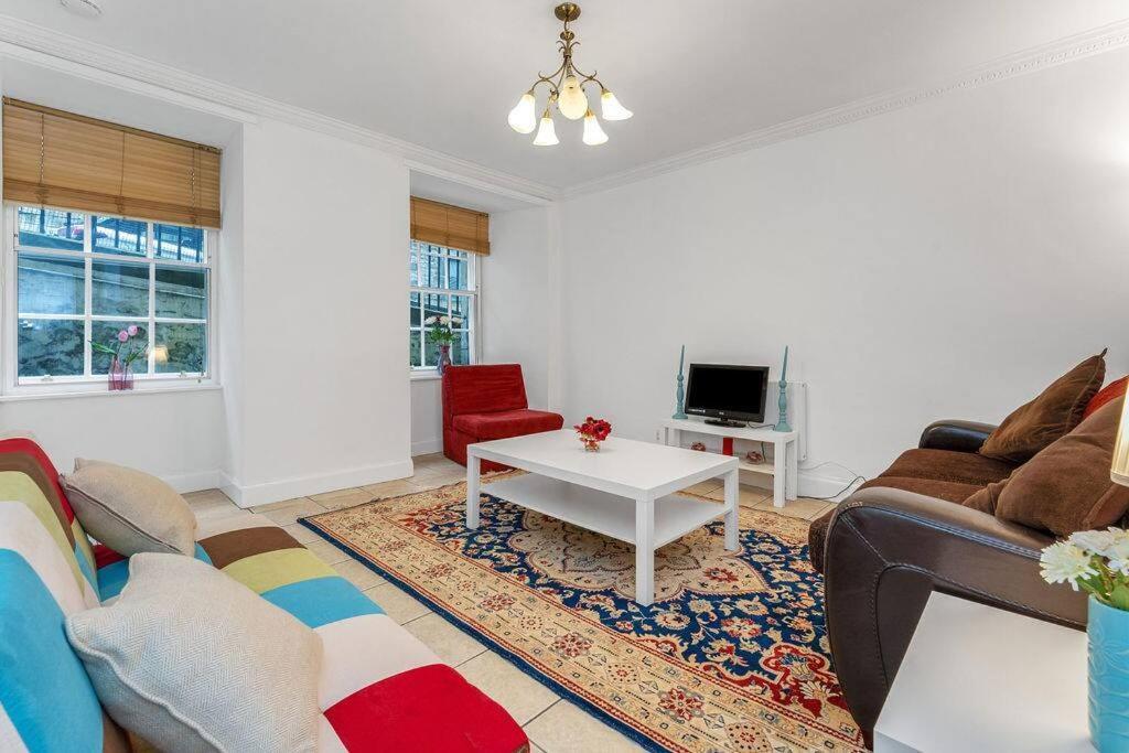 Edinburgh Perfect Location Apartment Exterior photo